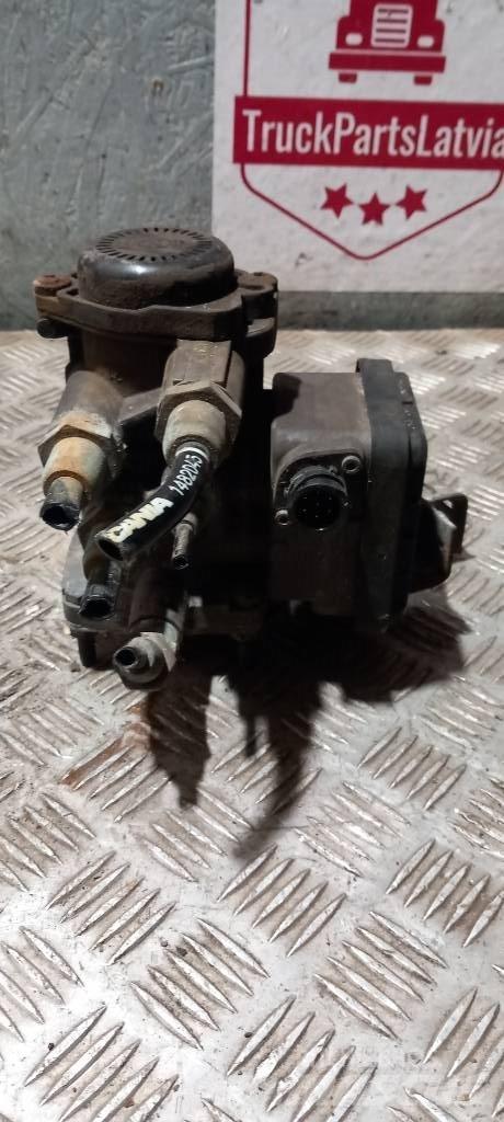 Scania R 440   1879274 Bremser