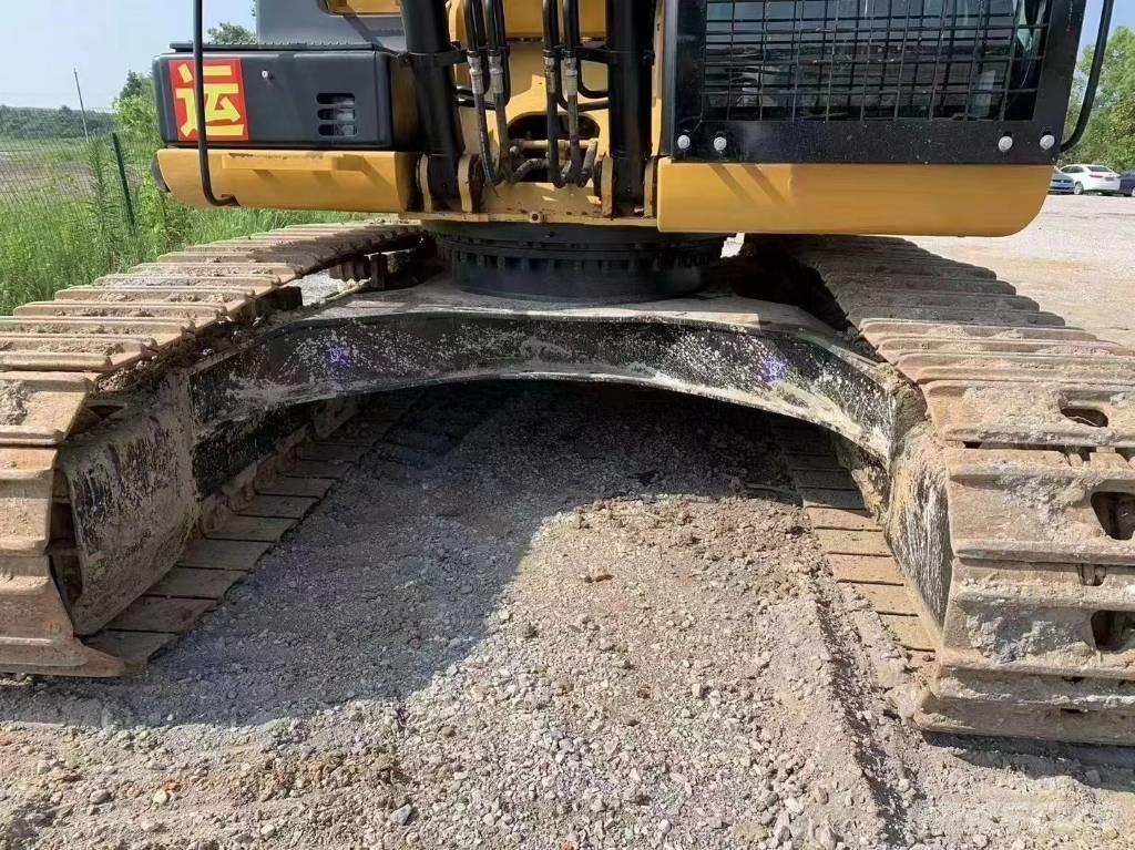 CAT CAT323D Beltegraver