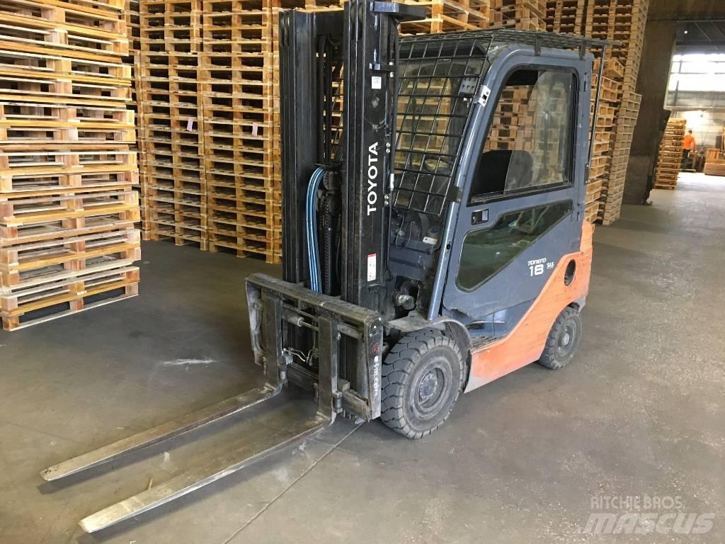 Toyota 8FDF18 Diesel Trucker