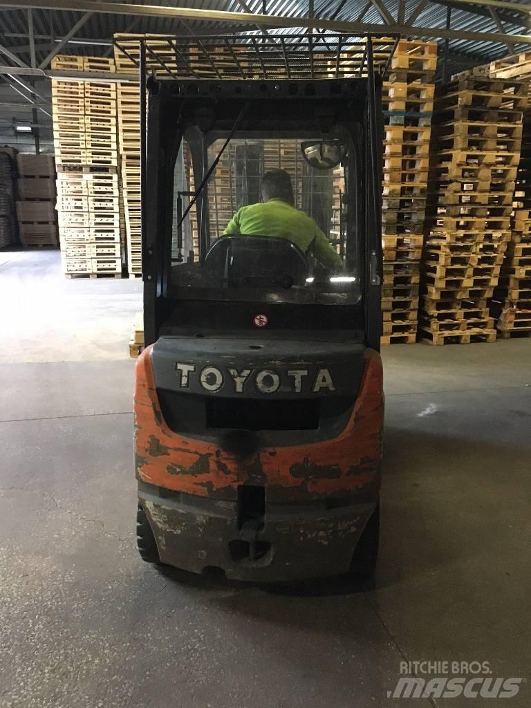 Toyota 8FDF18 Diesel Trucker