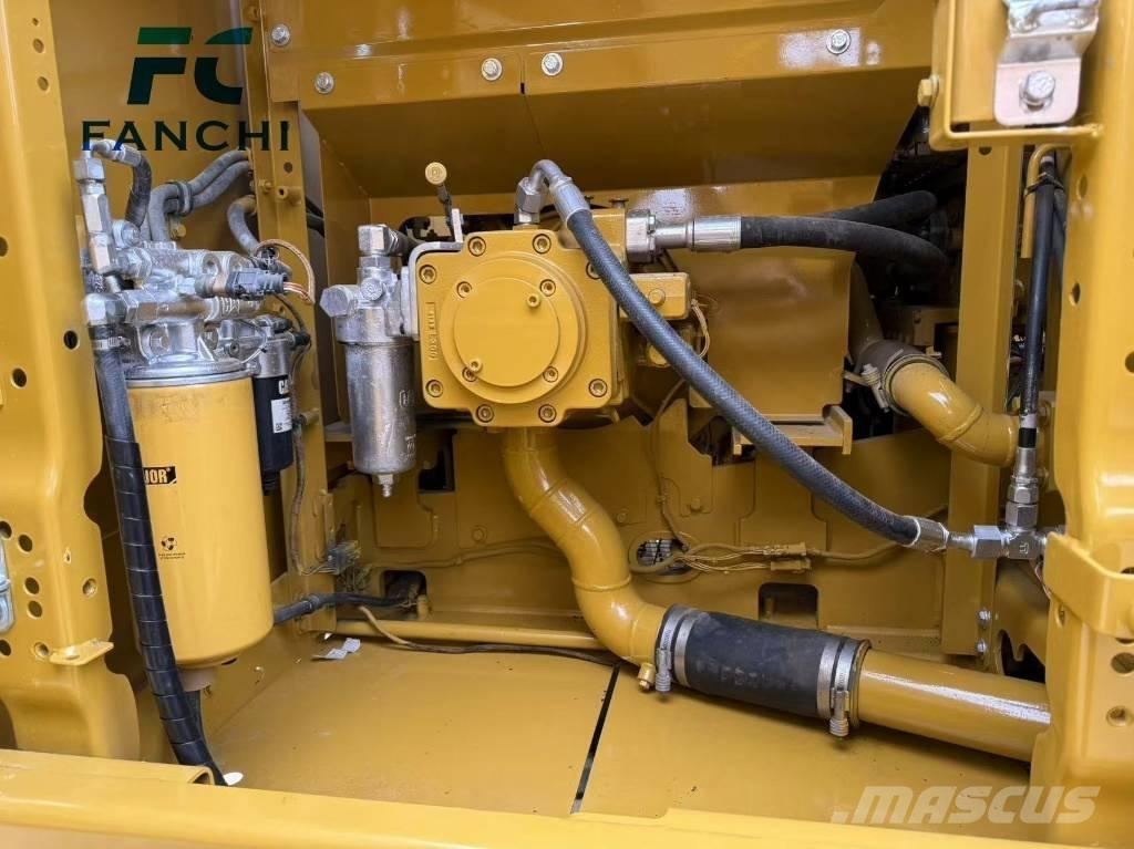 CAT 320 Beltegraver