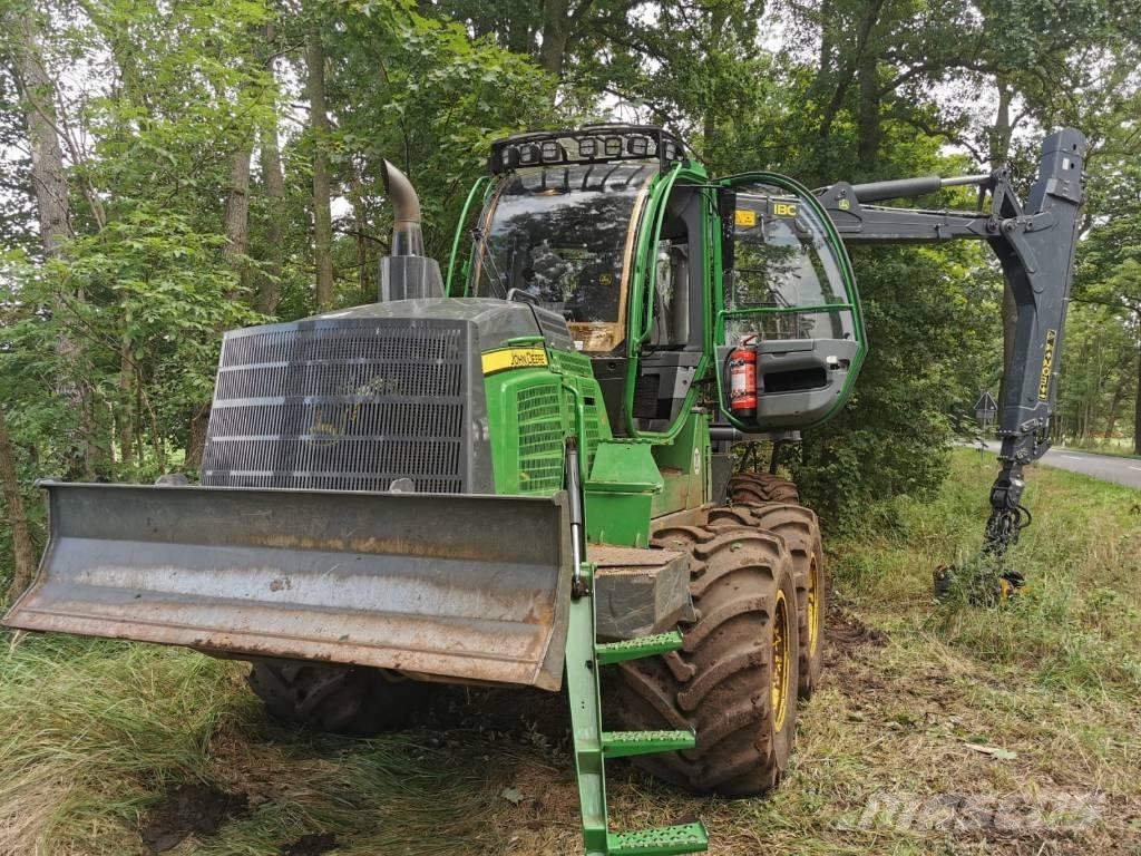 John Deere 1110G Lassbærere