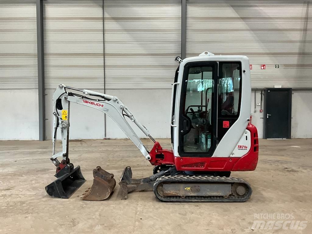 Takeuchi TB 216 Minigravere <7t
