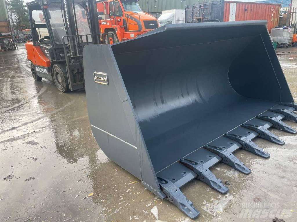 Doosan DL 420-3 Skuffer