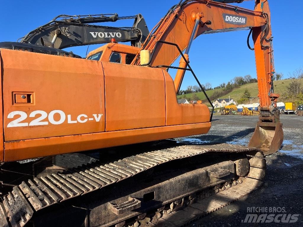 Doosan DX 220 Beltegraver