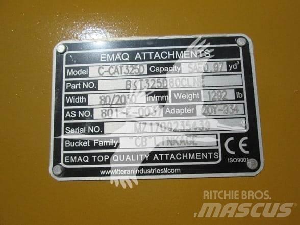 Emaq CAT 325D Skuffer
