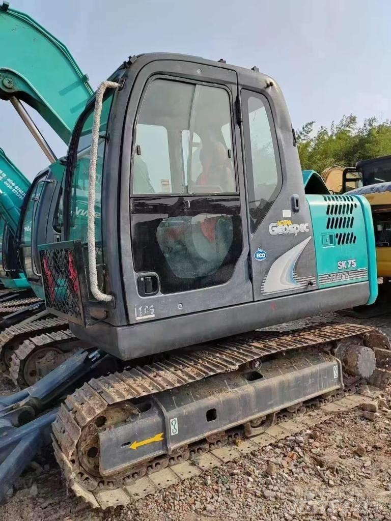 Kobelco SK75 Beltegraver
