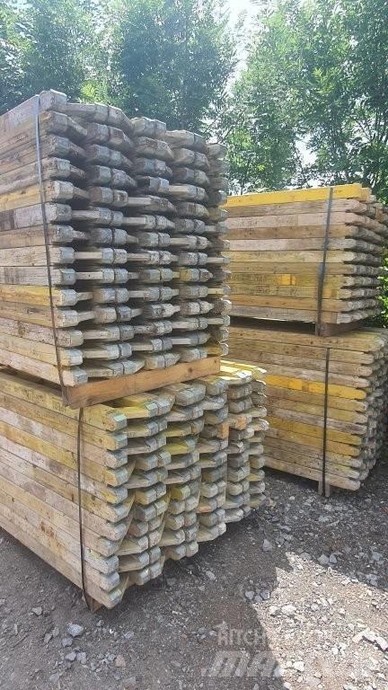 Peri GT24 Träger Stillas