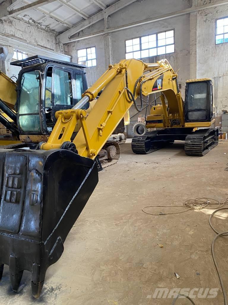 CAT 320 B Beltegraver