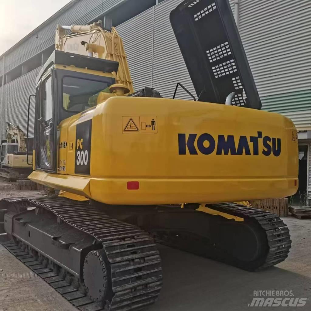 Komatsu PC 300-7 Beltegraver
