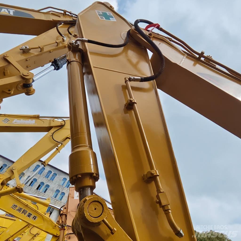 CAT 325 B L Beltegraver