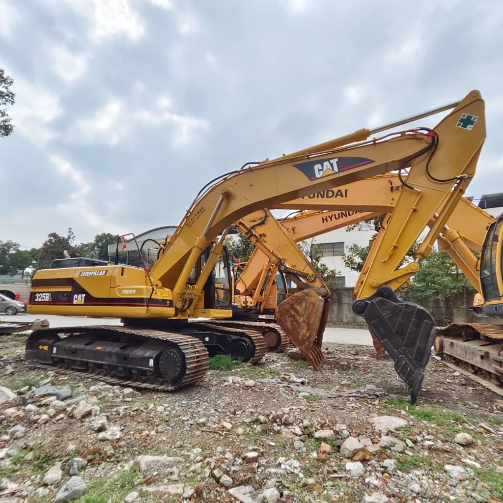 CAT 325 B L Beltegraver