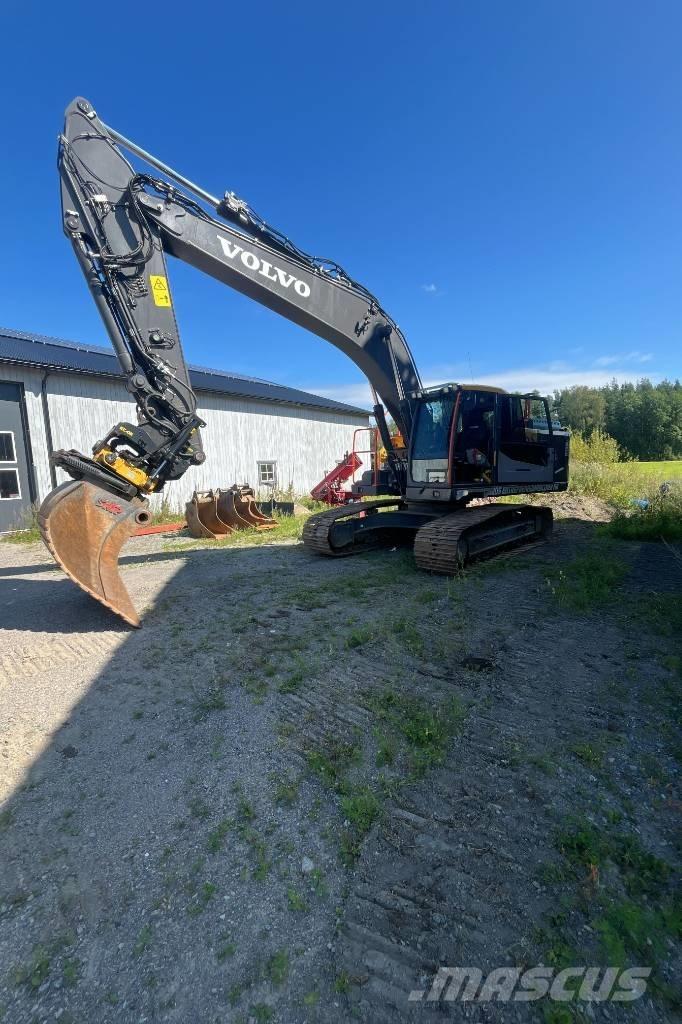 Volvo EC 250 EL Beltegraver