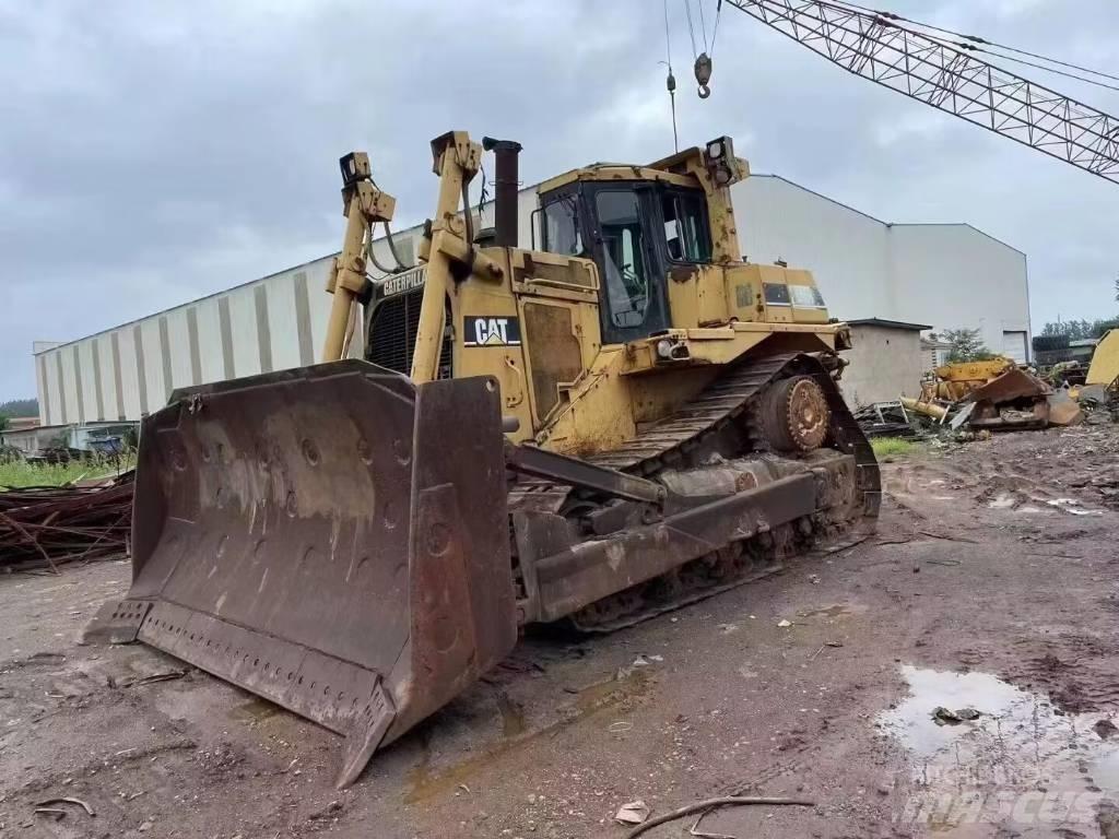 CAT D 9 N Dozere Beltegående