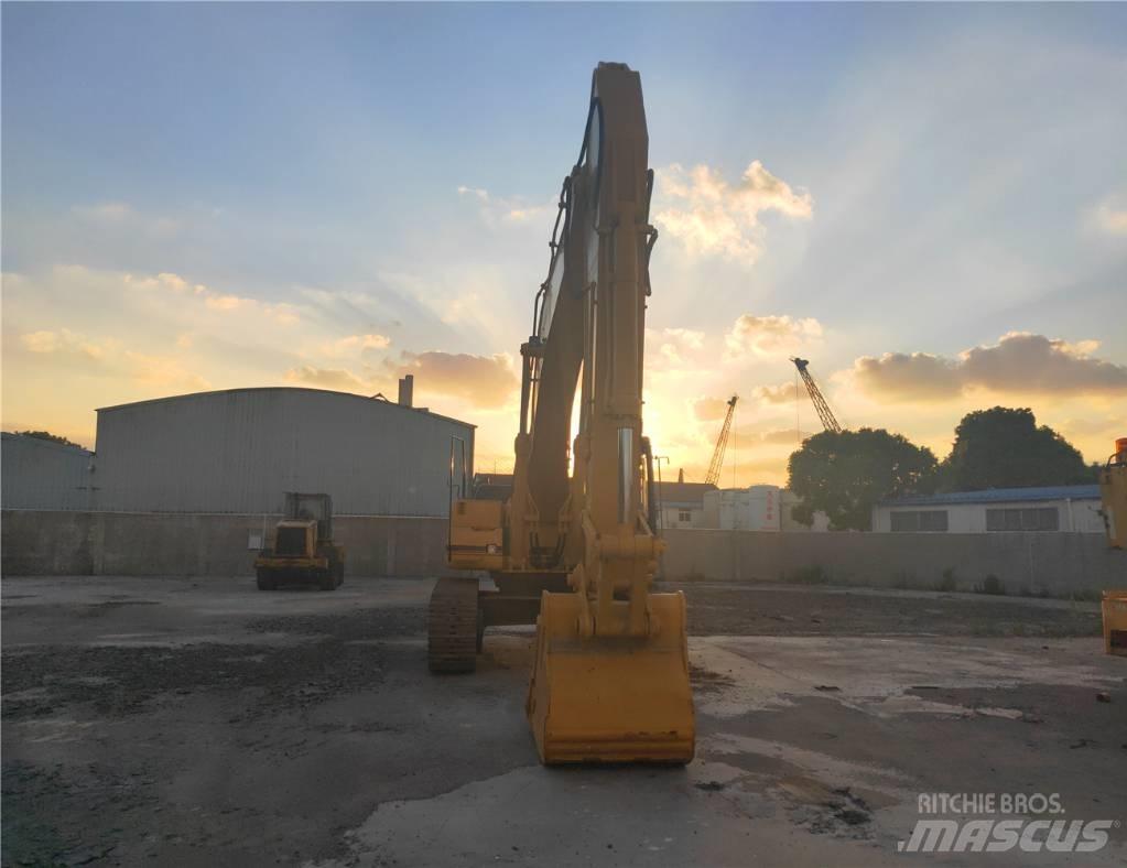 CAT 330B Beltegraver