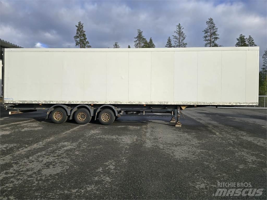 Schmitz SKO 24 Lettisolert skaptrailer