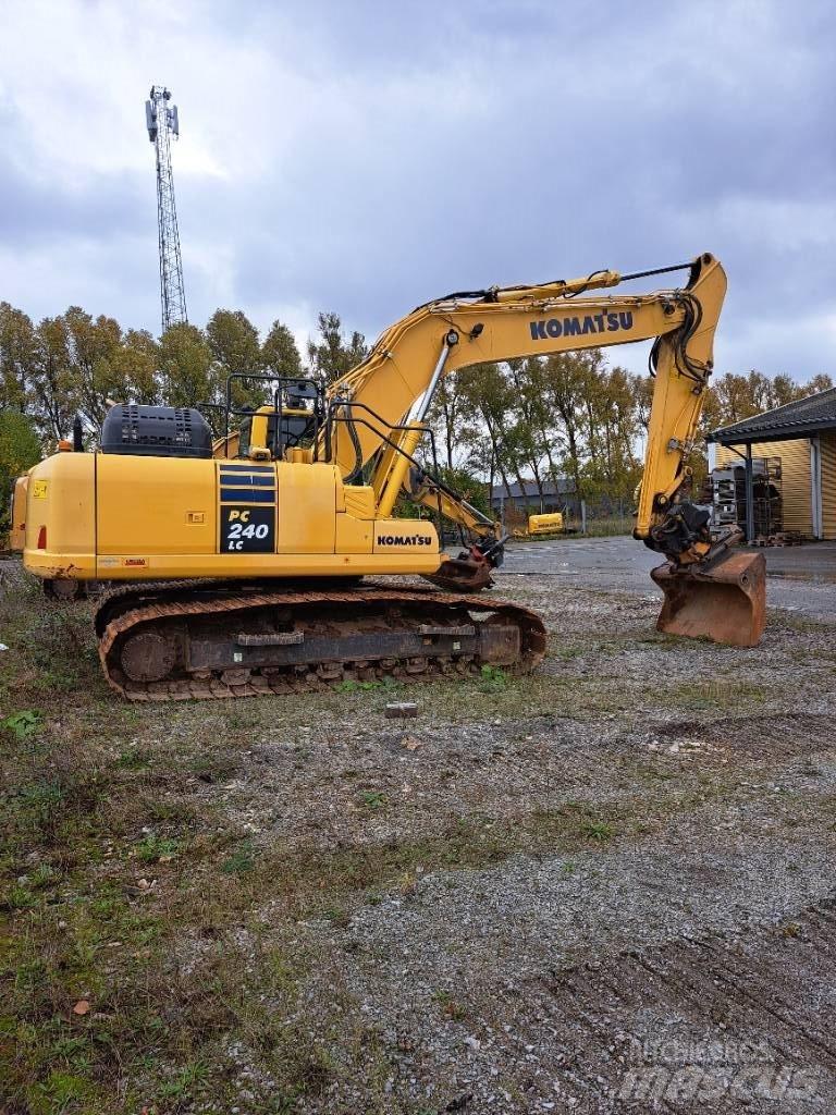 Komatsu PC 240 LC-11 Beltegraver