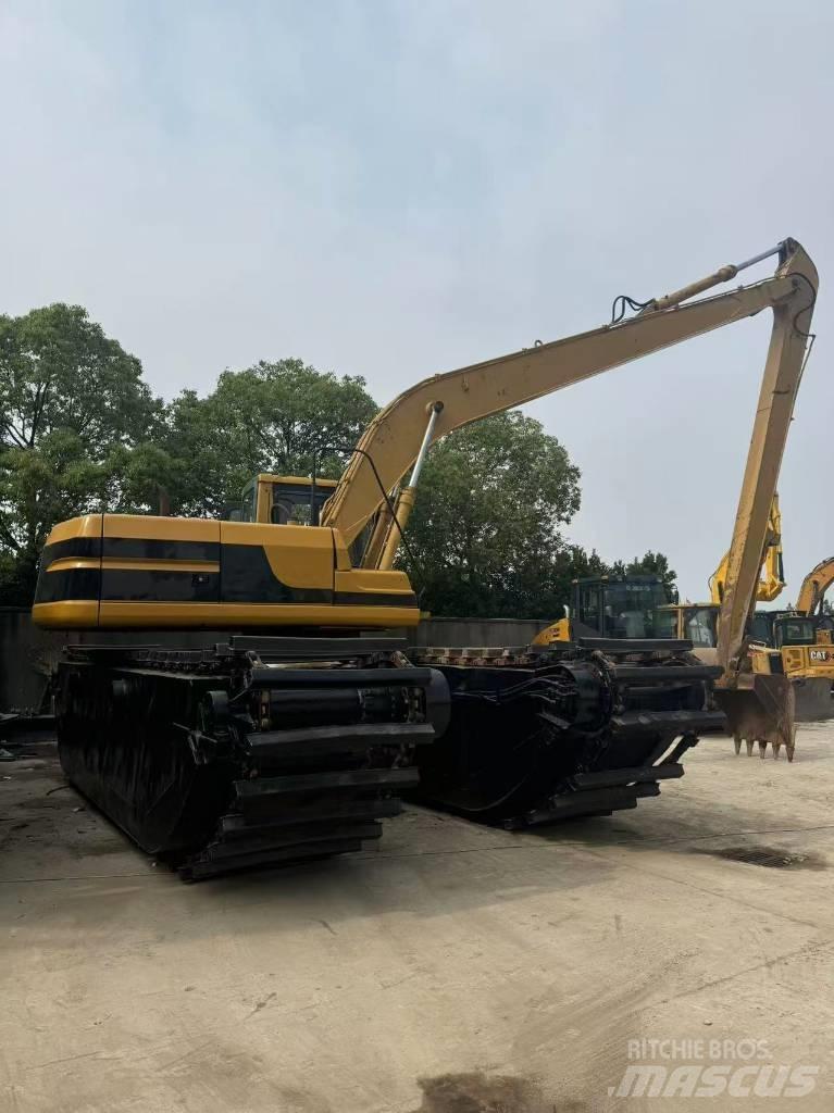 CAT 320B Amfibiske Gravemaskiner