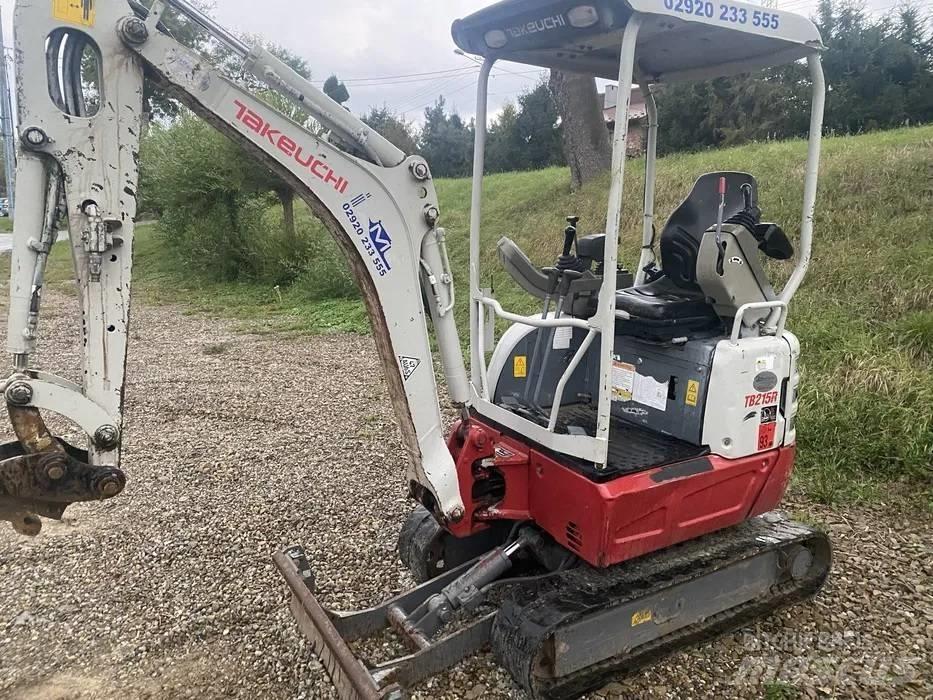 Takeuchi TB 215 R Minigravere <7t
