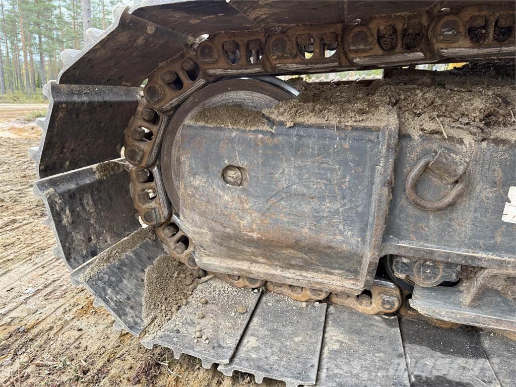 Komatsu PC 210 LC Beltegraver