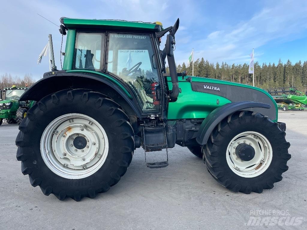 Valtra T 151 Traktorer