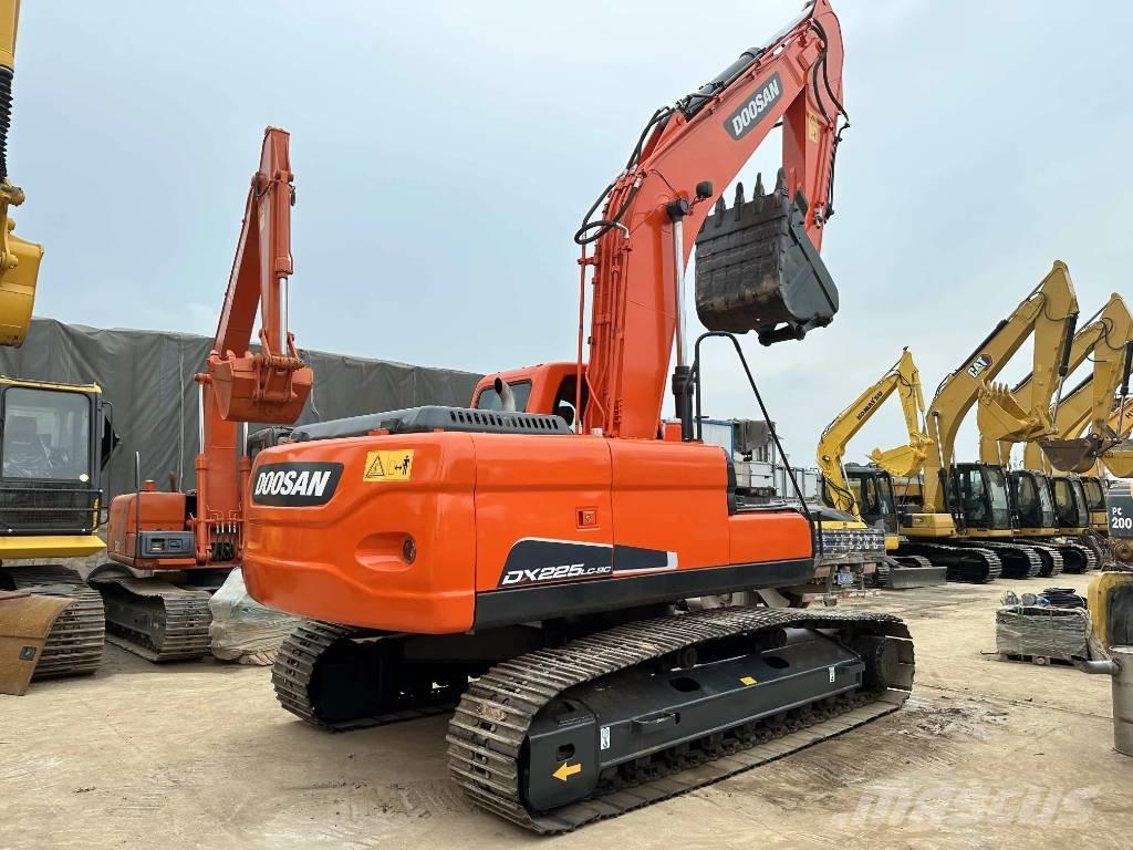 Doosan DX225LC-9C Beltegraver