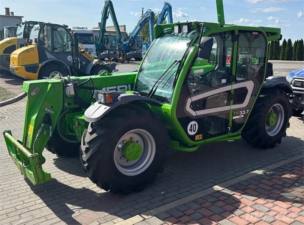 Merlo TF 33.7 Teleskop bomlifter
