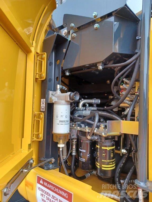 Komatsu PW158-11E0 Hjulgravere