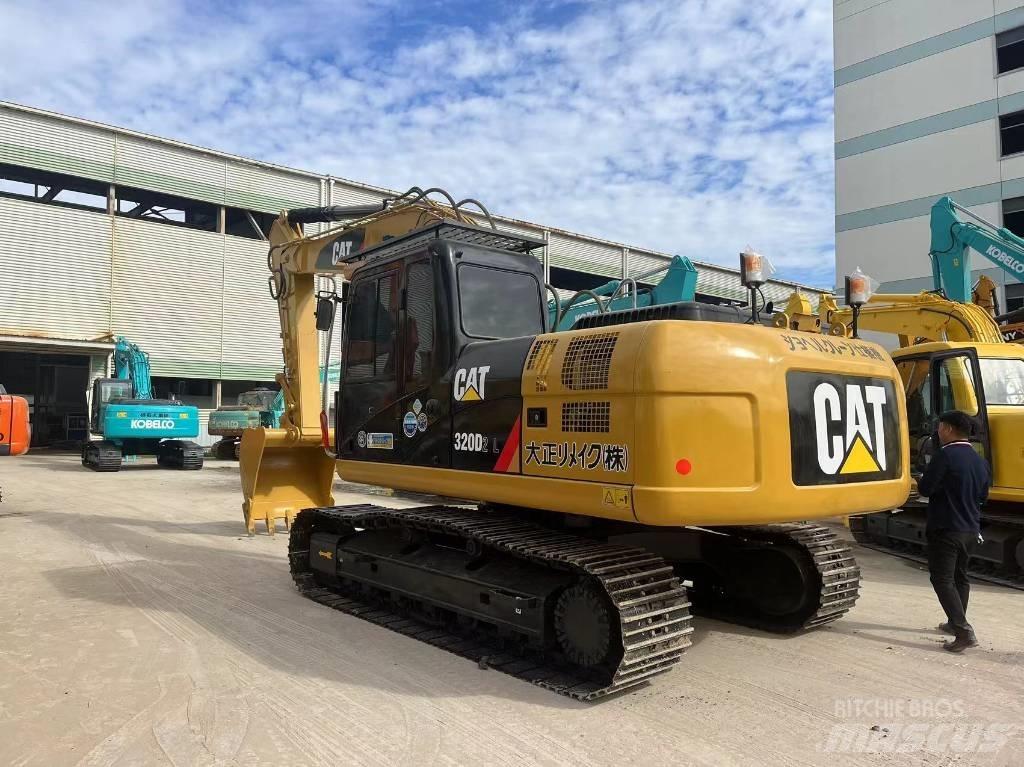 CAT 320 D Beltegraver