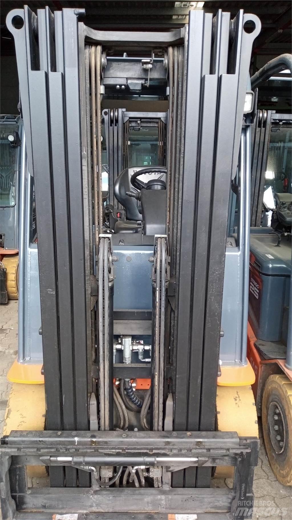 Toyota 8FBMKT25 Elektriske trucker