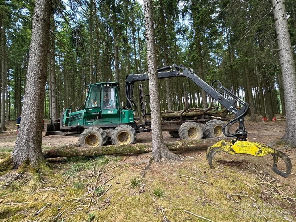 Timberjack 810 B Lassbærere