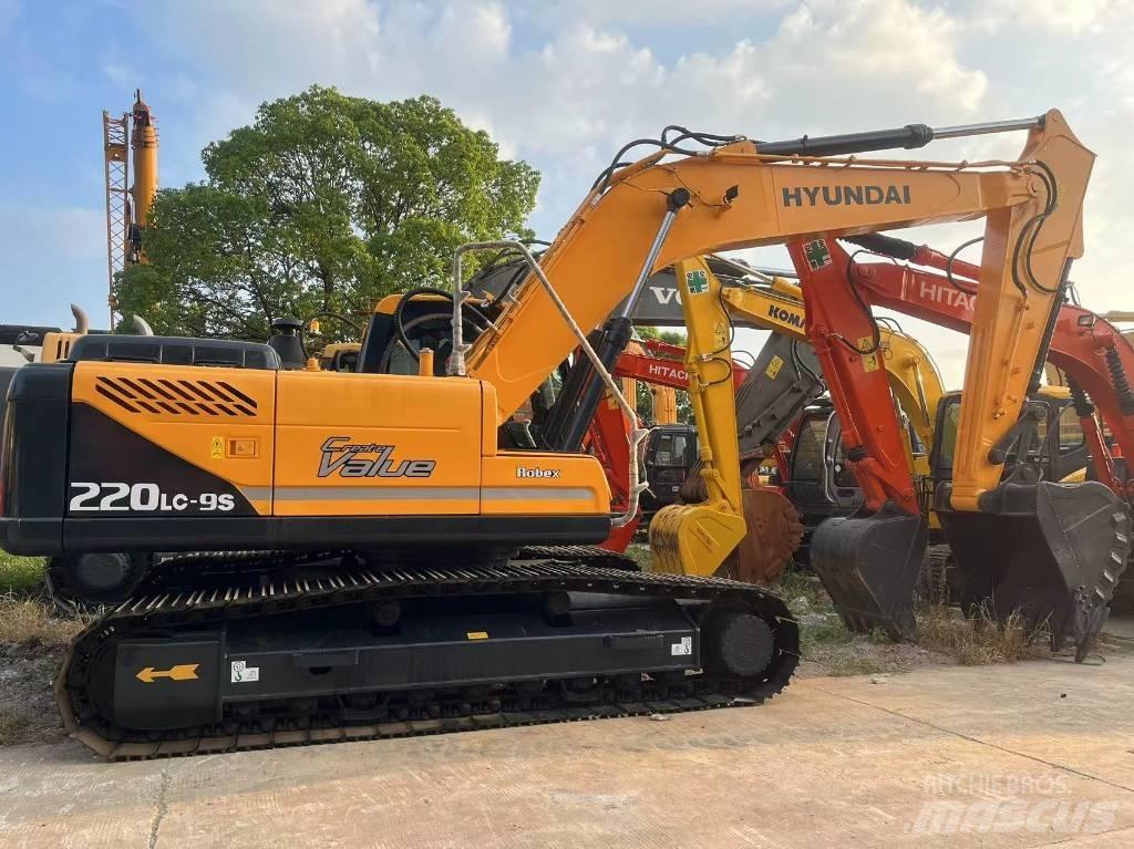 Hyundai R220LC-9S Hjulgravere