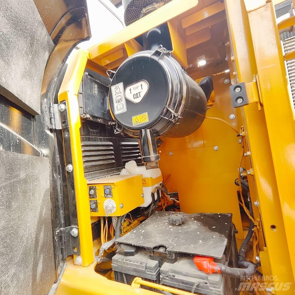 CAT 320D Beltegraver