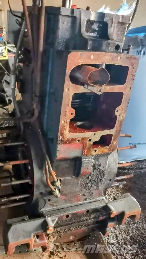 New Holland TM 120 Traktorer