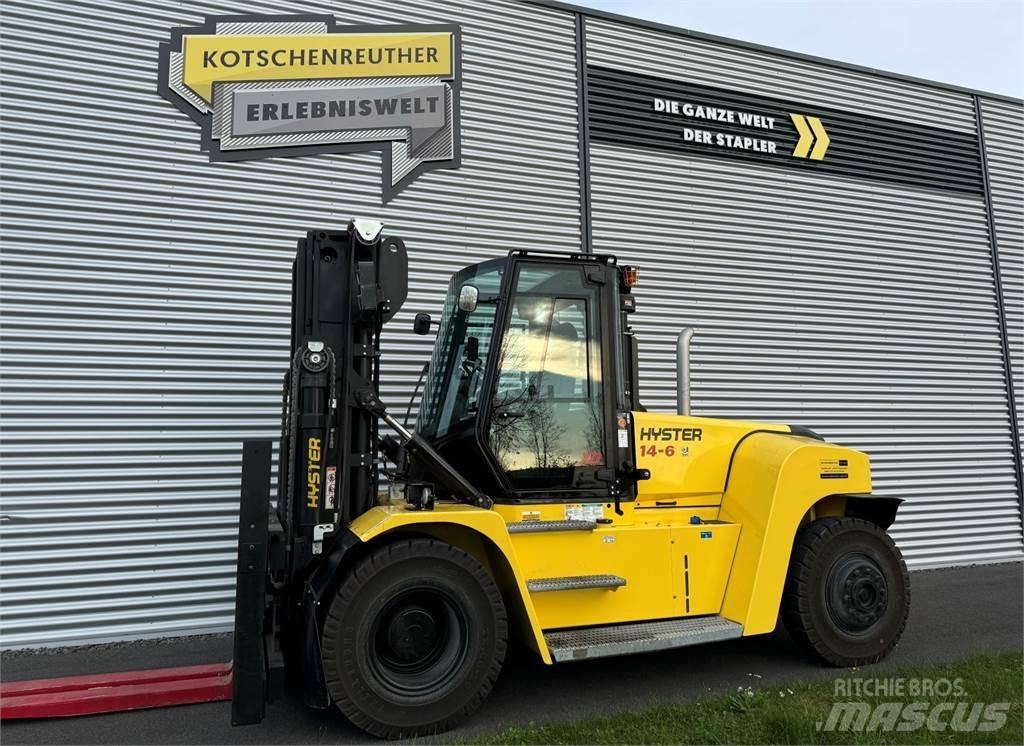 Hyster H14XD6 Diesel Trucker