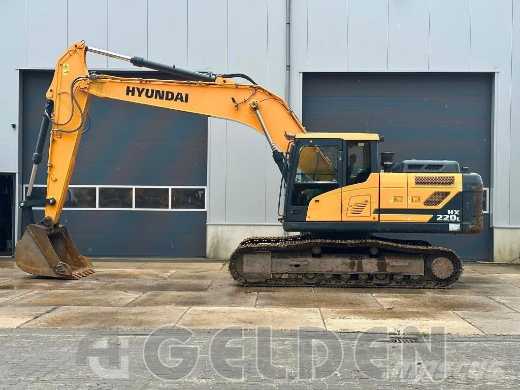 Hyundai HX220L Beltegraver