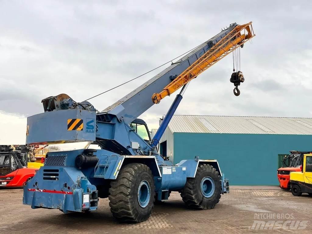 Terex RT780 Røff terreng kraner