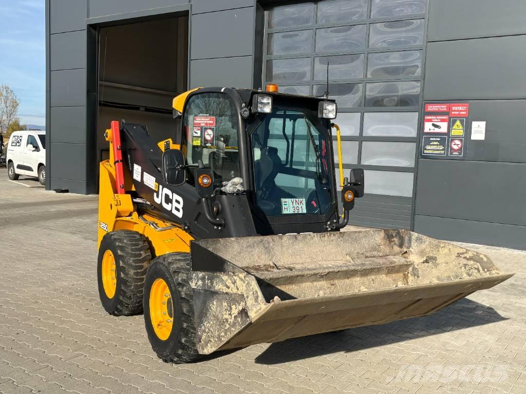 JCB 250 T4 Minilastere