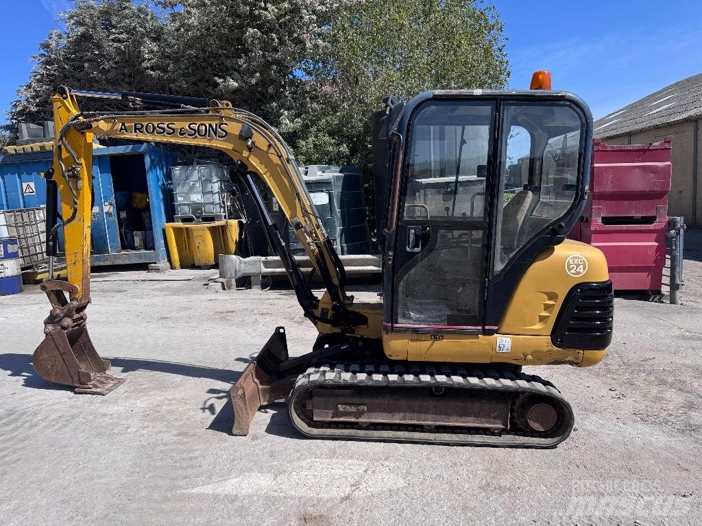 CAT 302.5 Minigravere <7t
