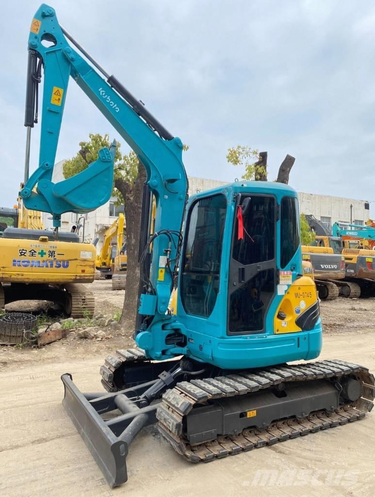 Kubota U 40 Minigravere <7t