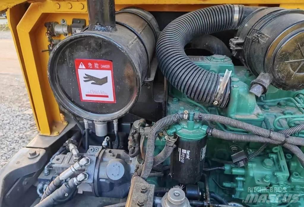 Volvo EC 60 Beltegraver