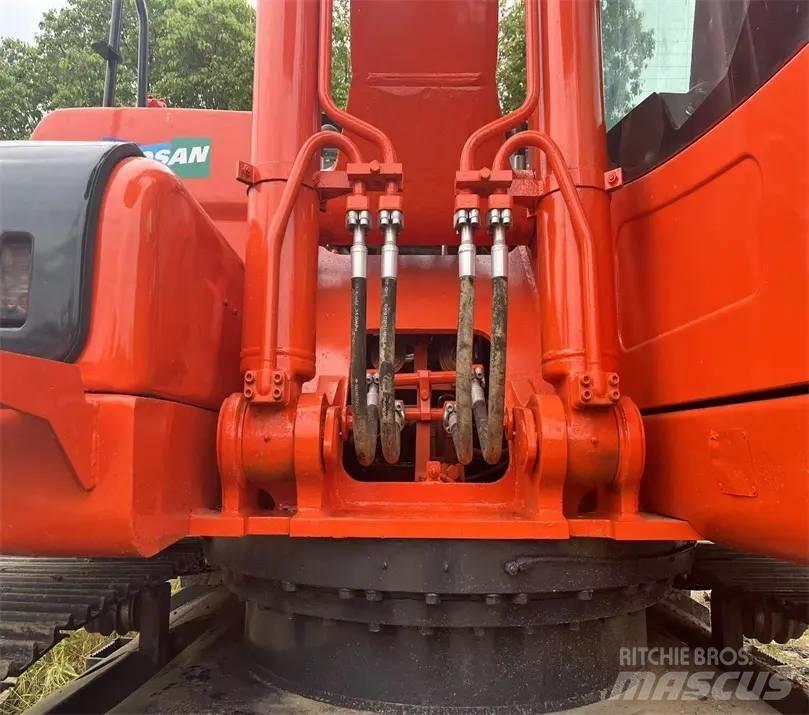 Doosan DX225LC-9C Beltegraver