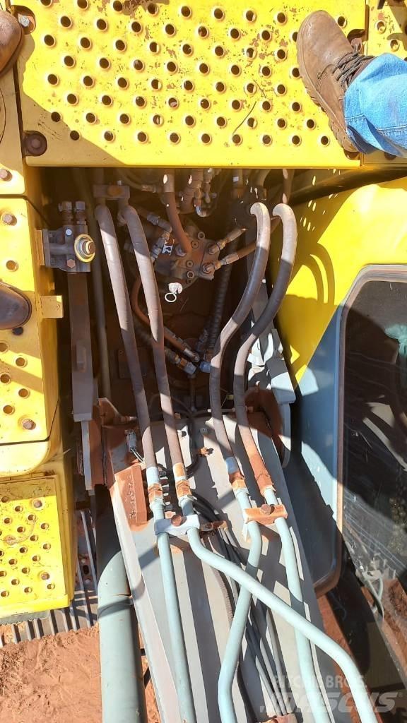 Volvo EC 140 B LC Beltegraver