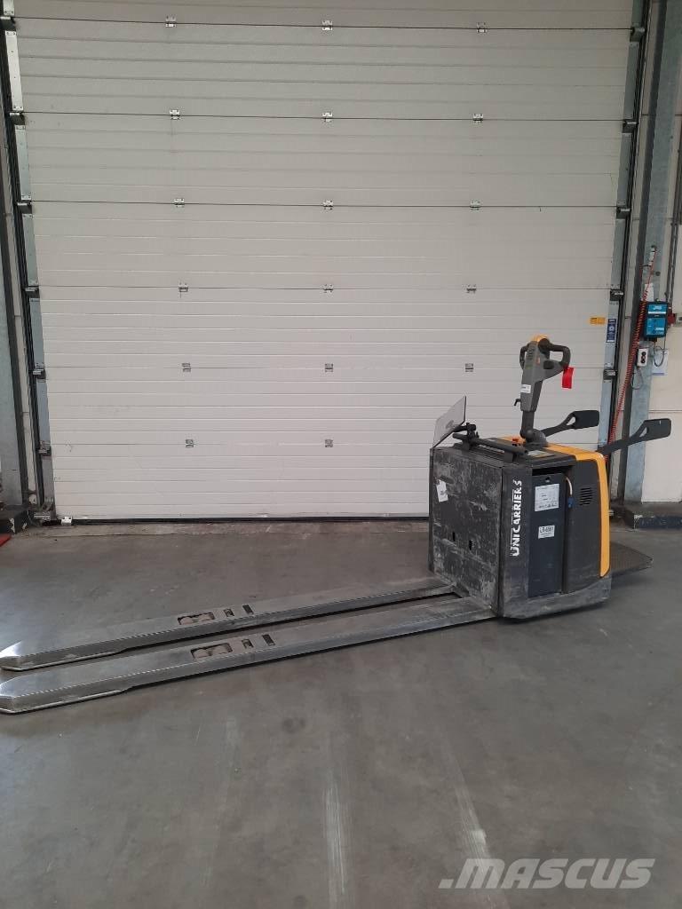 UniCarriers 200PMR Lavtløftende truck med platform