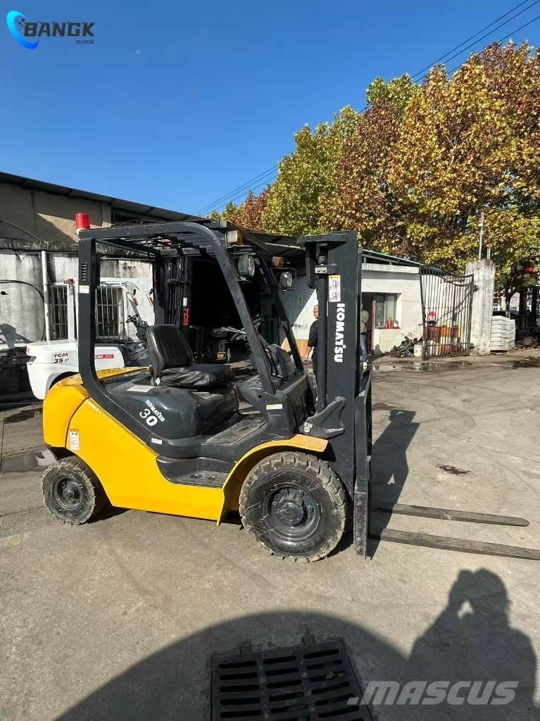 Komatsu FD 30 T-17 Diesel Trucker