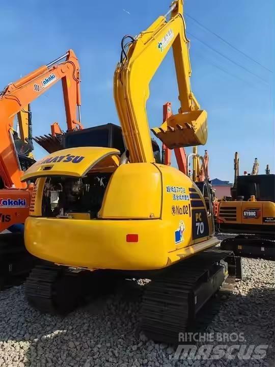 Komatsu PC70 Beltegraver
