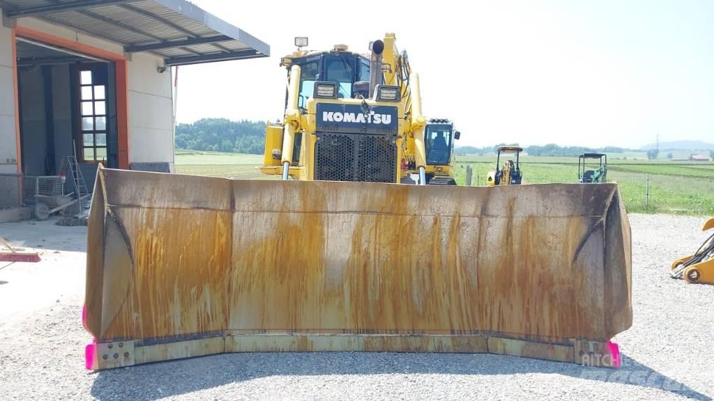 Komatsu D 65 PX-18 Dozere Beltegående
