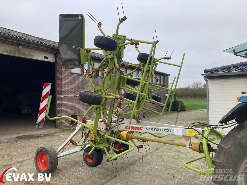 CLAAS Volto 870 T Raker og høyvendere