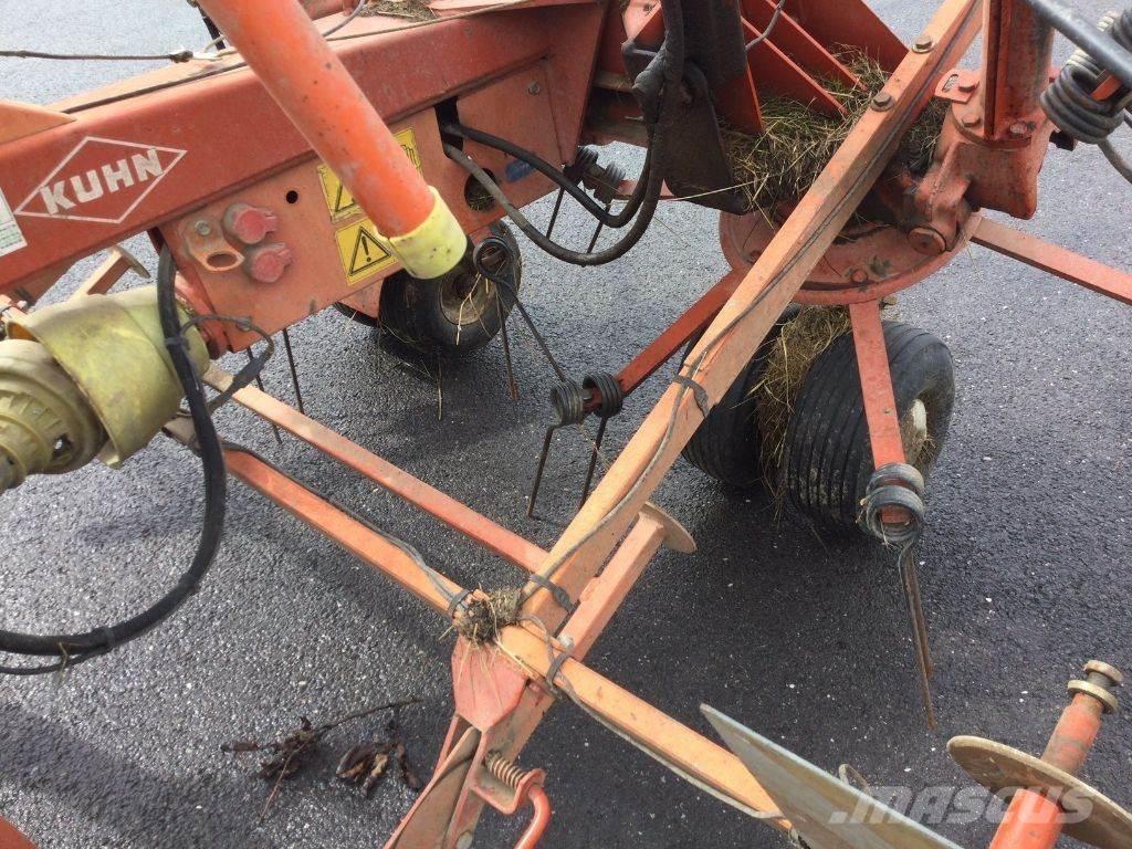 Kuhn GF8501 MH Raker og høyvendere