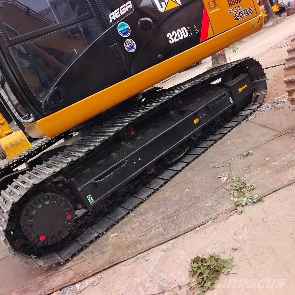 CAT 320 D2L Beltegraver
